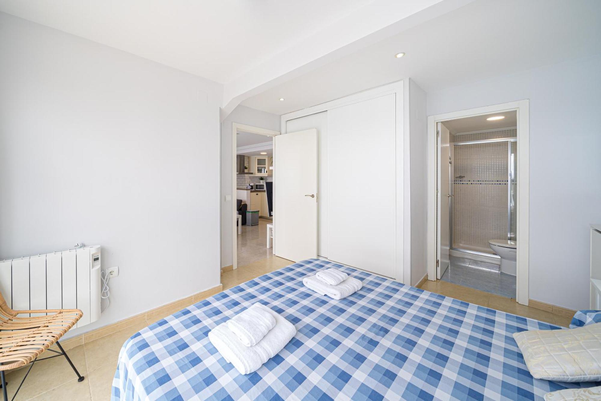 Apartamento Avenida Madrid Benidorm Bagian luar foto